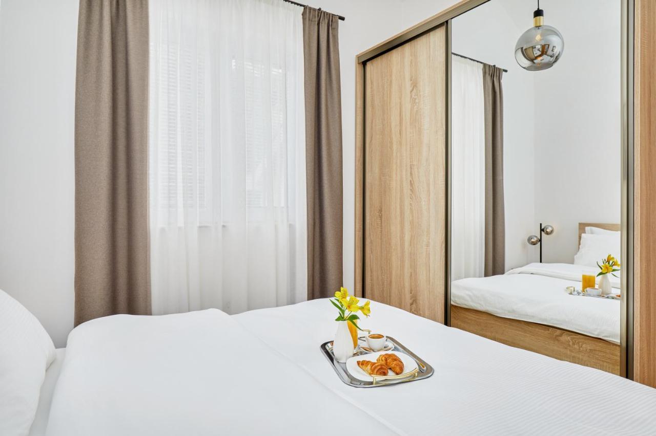 42° North Apartments Tivat Kültér fotó