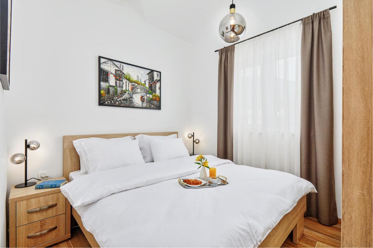 42° North Apartments Tivat Kültér fotó